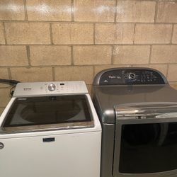 Washer And Gas Dryer 
