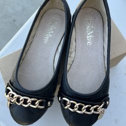 Girls Flat Shoes