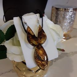 Amber Set  ( Earrings/ Choker )