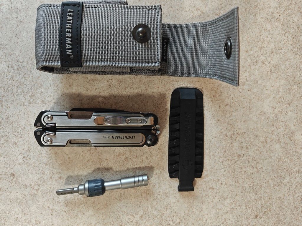 Leather Arc w/ Ratcheting Bit Driver