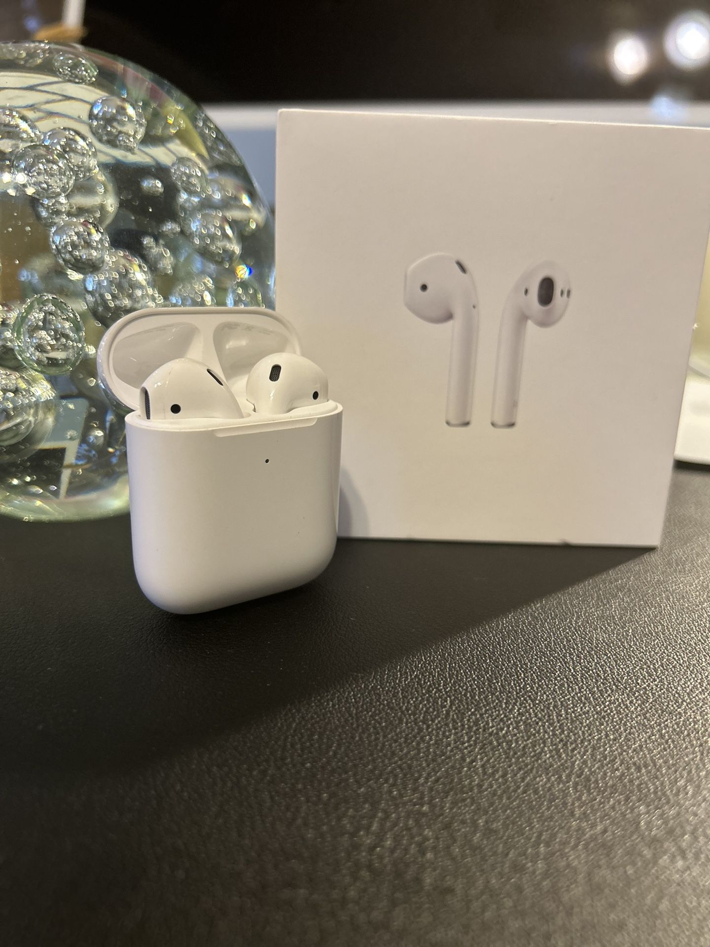 Apple AirPods w/Wireless Charging Case