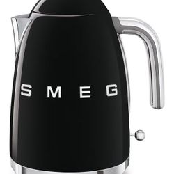 SMEG 50's Retro Style Electric Water Kettle with Automatic Shutoff, Removable Base, and Water Indicator, KLF03BLUS, Black