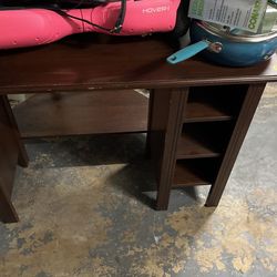 Corner Desk