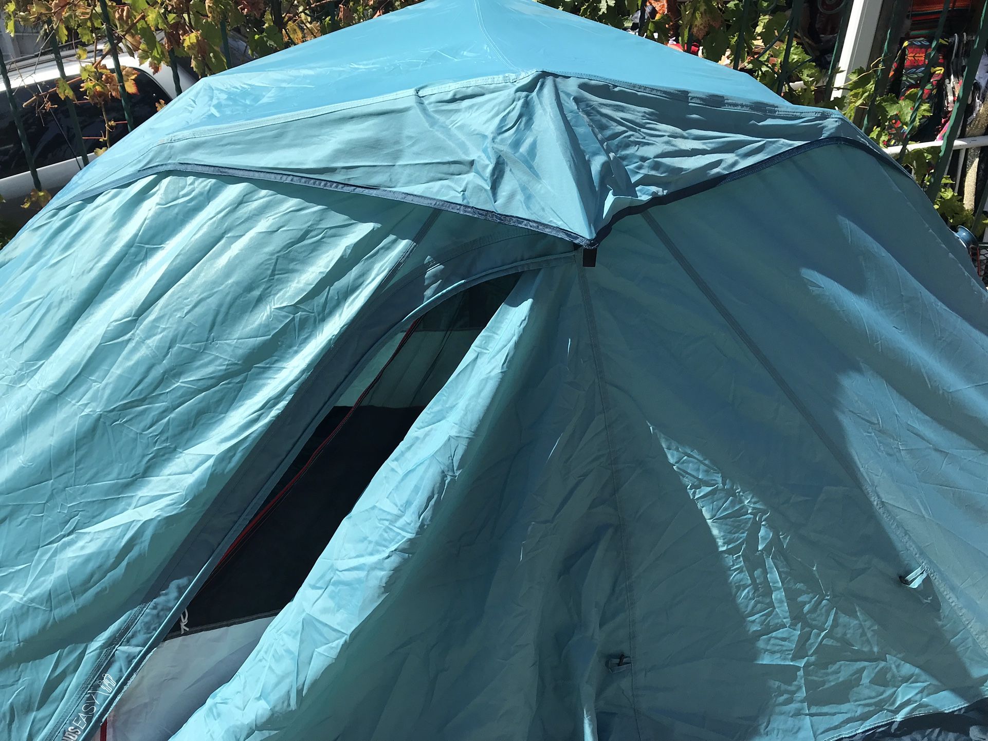 Quechua 2 Second Pop Up Tent 2 Person