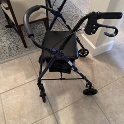 Nice walker In good condition $45.00