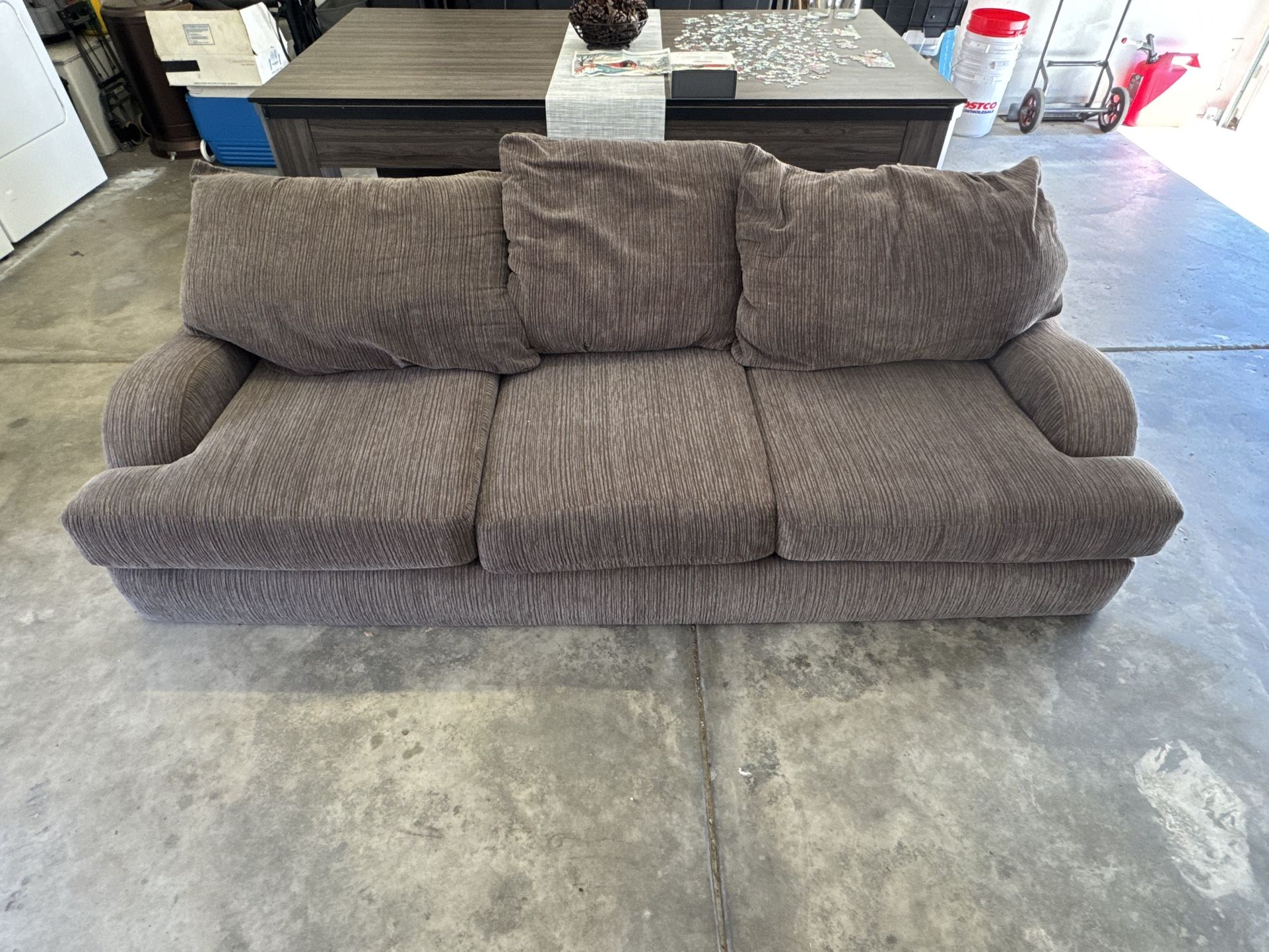 Large 3 seater sofa