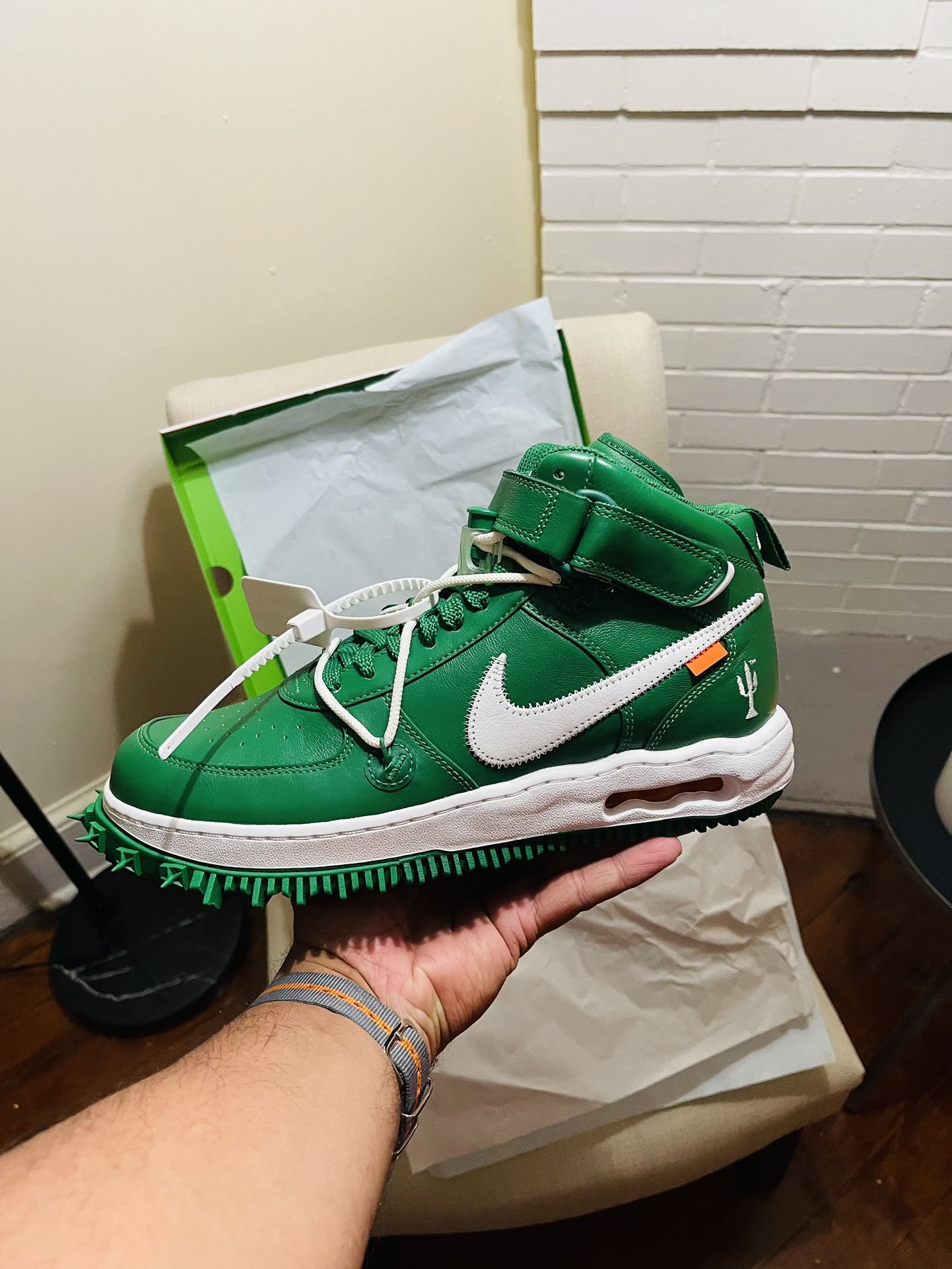 Size 11 - Nike Air Force 1 Mid SP Leather x Off-White Pine Green for