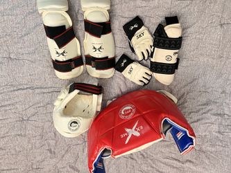 Small Taekwondo Sparring Gear