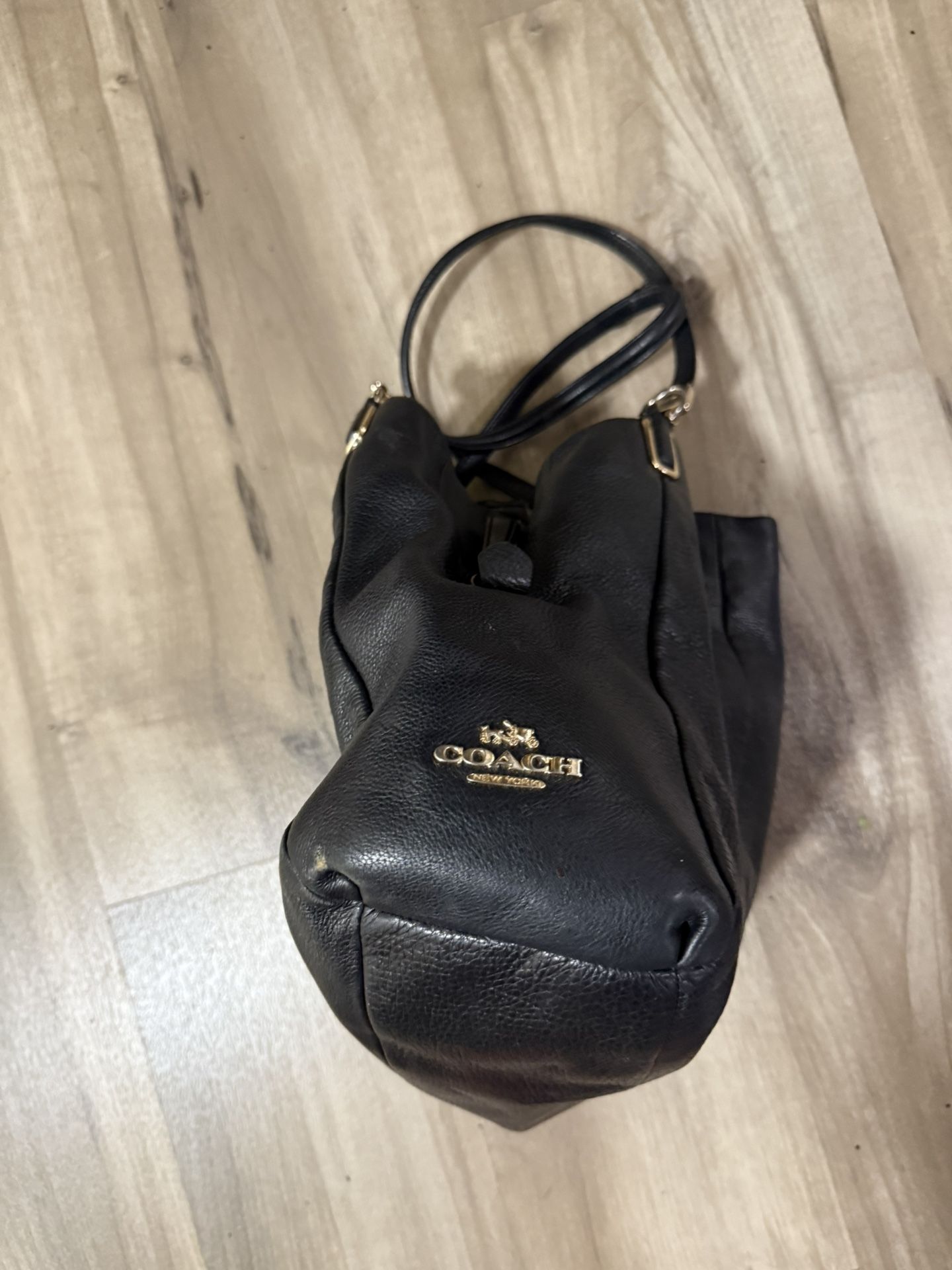 Coach Leather Shoulder Bag 