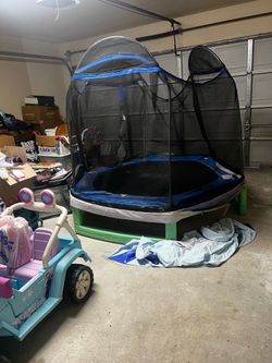 Kids trampoline