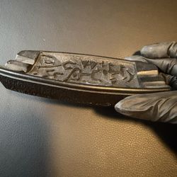 🗿 Vintage Metal Decorative Tray / Ashtray