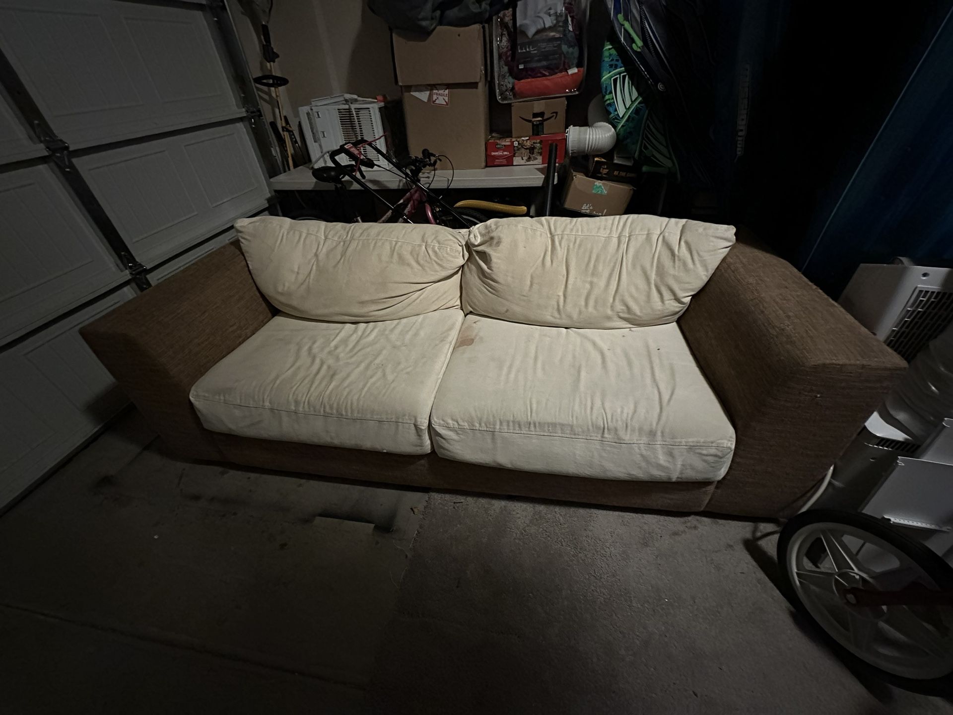 Free Sofa