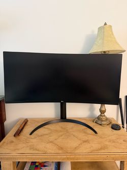 LG Ultrawide Monitor 34 inch with usb C