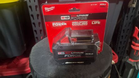 M18 8.0 forge  battery