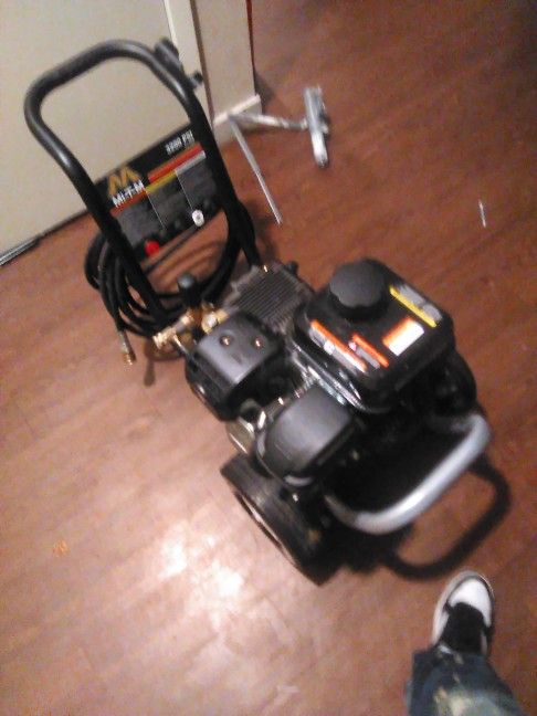 Pressure Washer Brand New 3200 MI-T-M Brand Chore Master