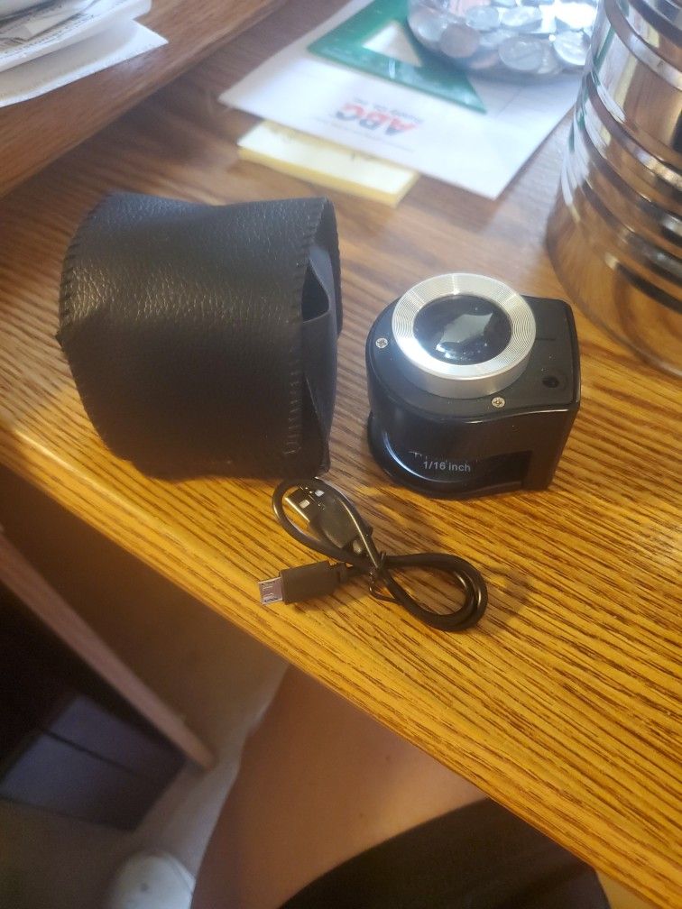 10× Magnifing Glass w/ Charger and case