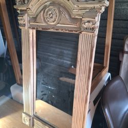Distressed / Reliced Mirror