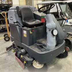 Advance SC6500 Floor Scrubber