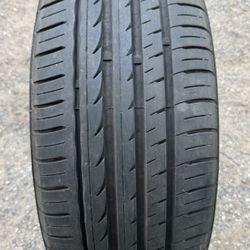 Sailun 225/45/18  (1) Tire