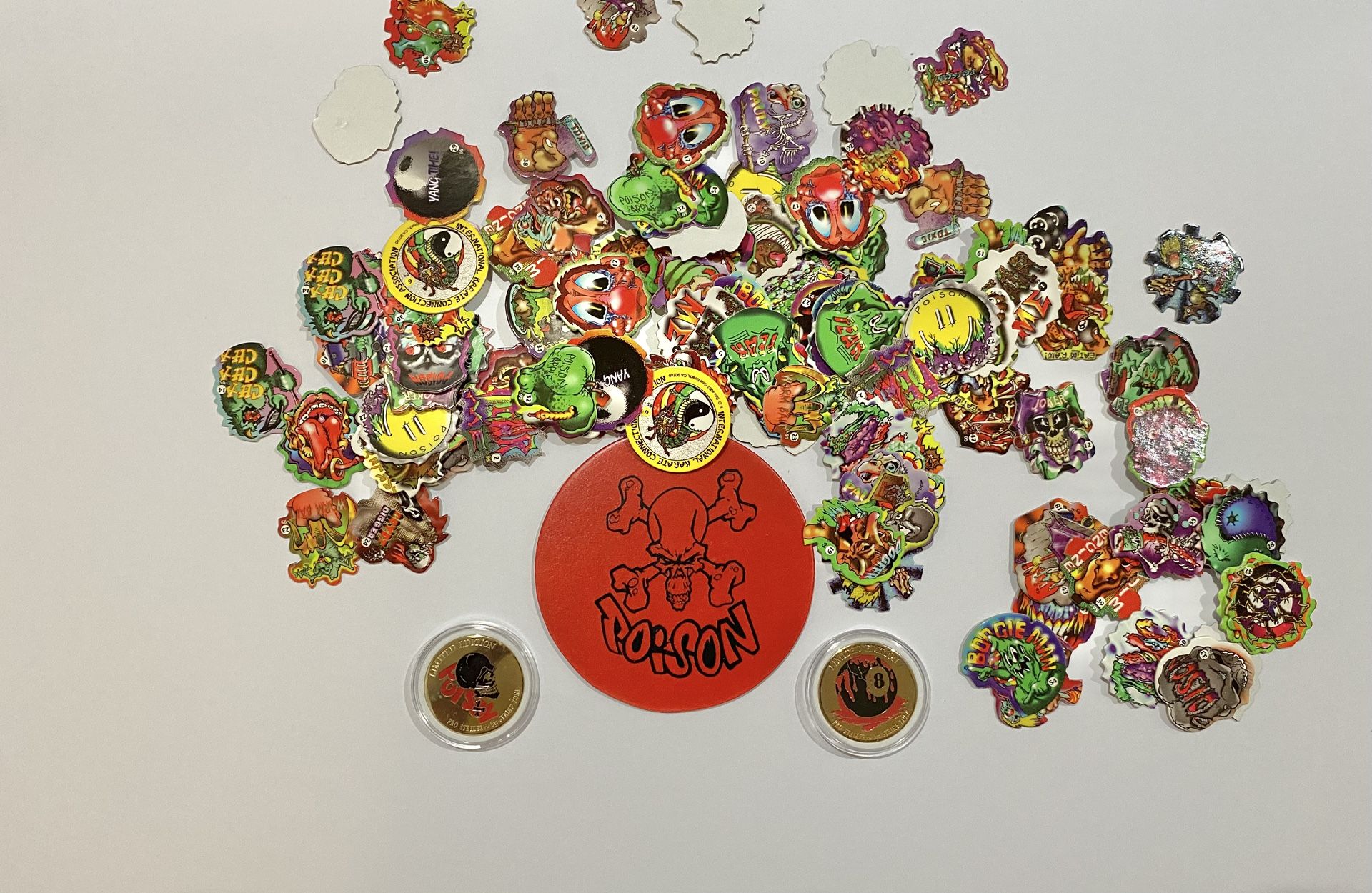 90s POG Lot 100 Poison Yin Yang POGs 2 Limited Pro Strikers 4.5 Poison Board
