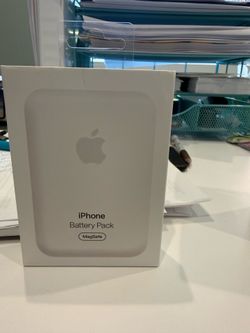 Apple MagSafe iPhone Battery Pack – New in Box