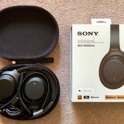 Sony headphones Noise Canceling WH-1000XM3