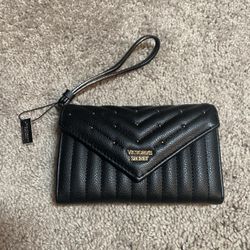NWT Black Victoria Secrets Wristlet 