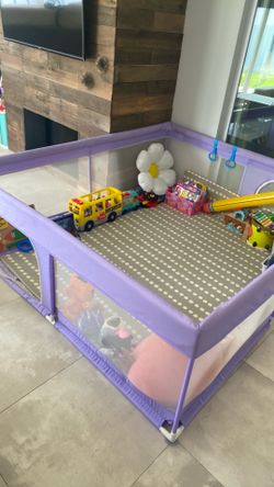 Extra Large 6’ Play Pen