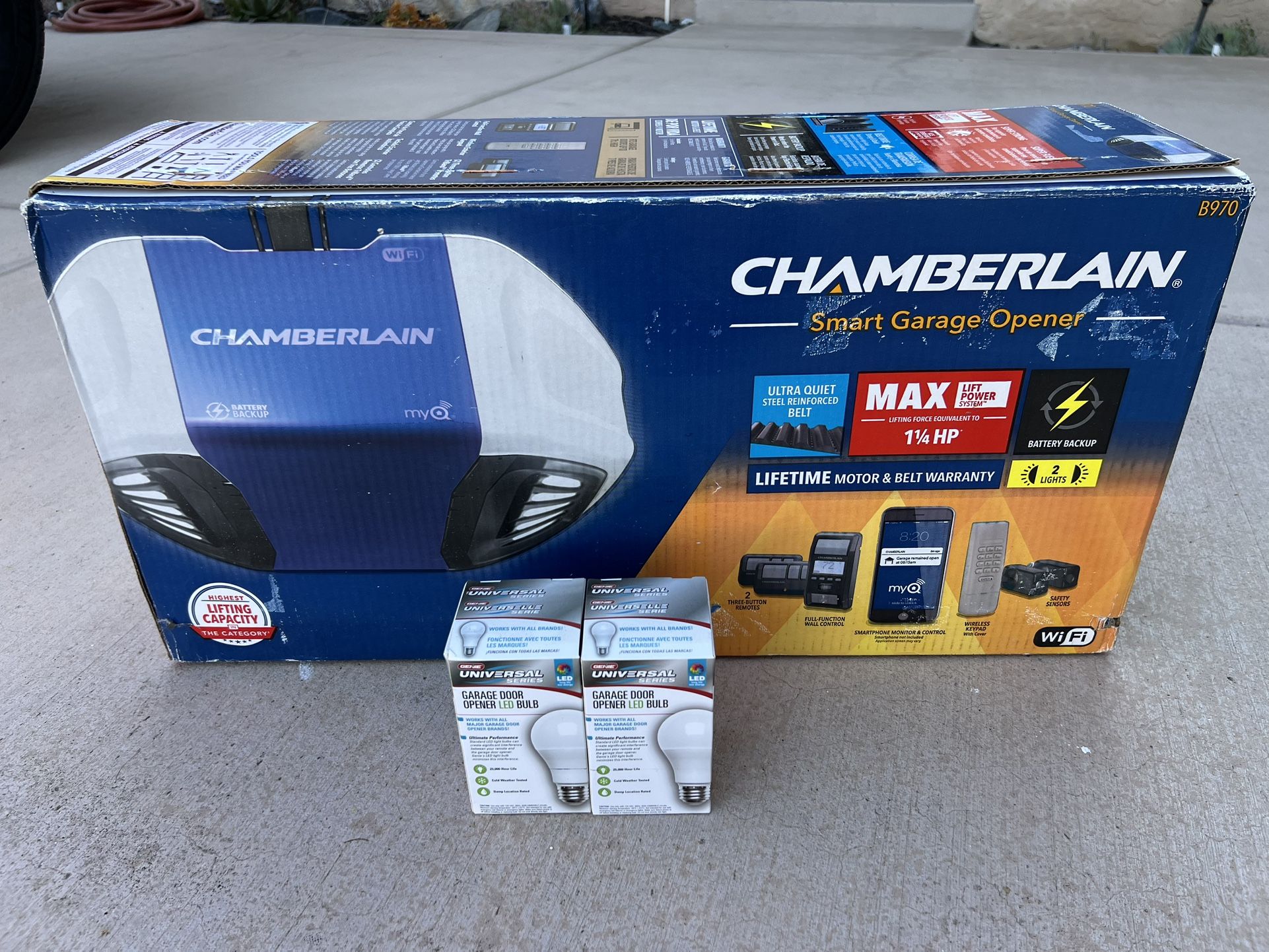 Chamberlain - WiFi Smart Garage Door Opener - Max 1 1/4 Ultra Quiet.