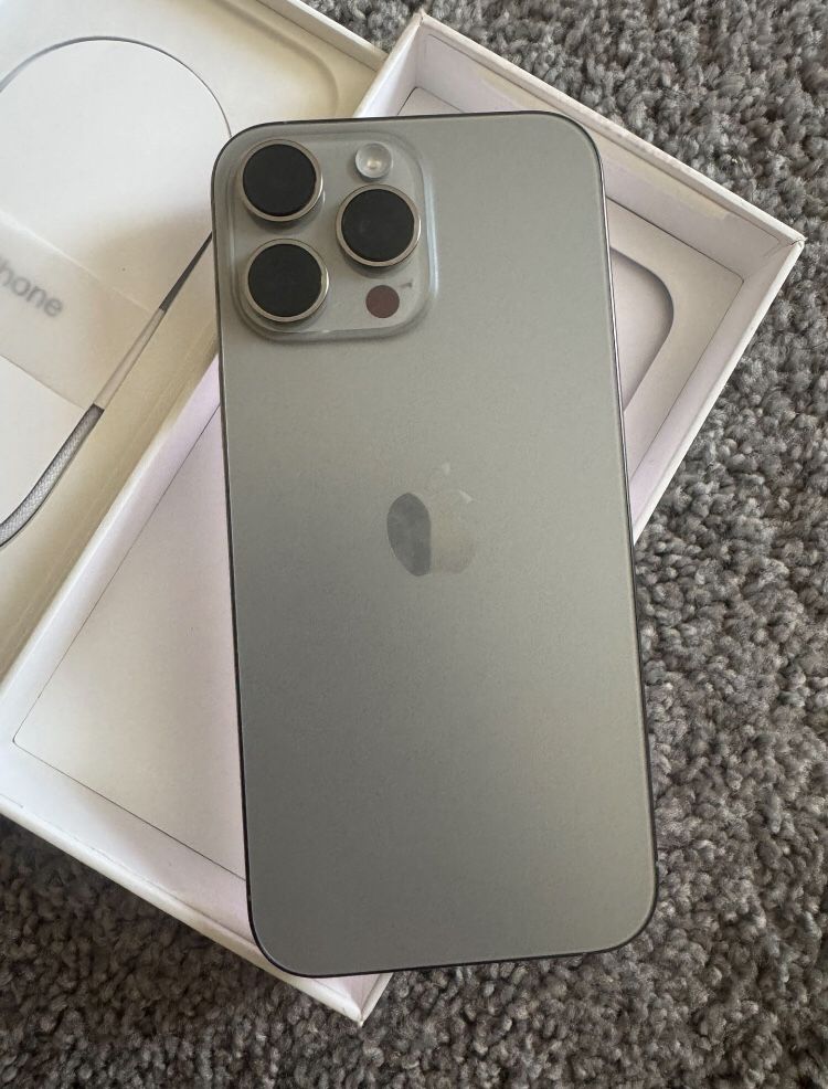 iPhone 16 Pro max 256gb Unlocked