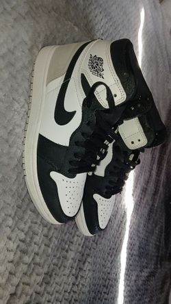 Air Jordan 1 High Black and White Sneakers