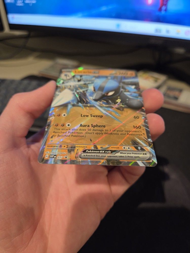 Lucario EX 17
