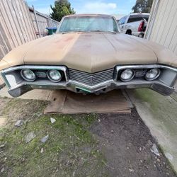 1967 Delta 88 Oldsmobile 