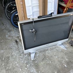 Free Plasma TV