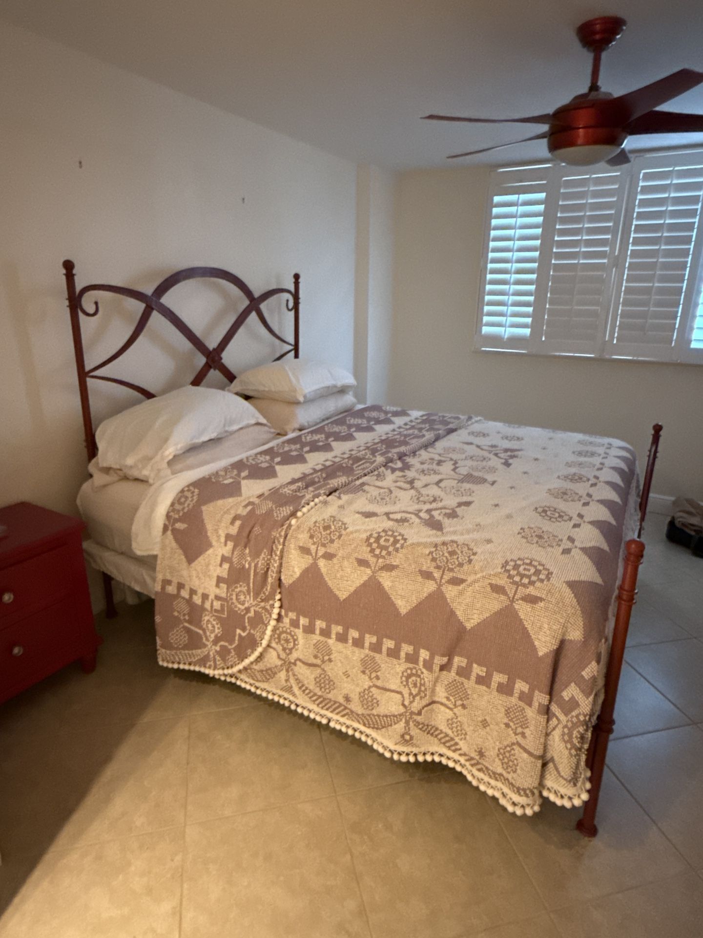 Queen metal Bed Frame + Queen Boxspring — Red