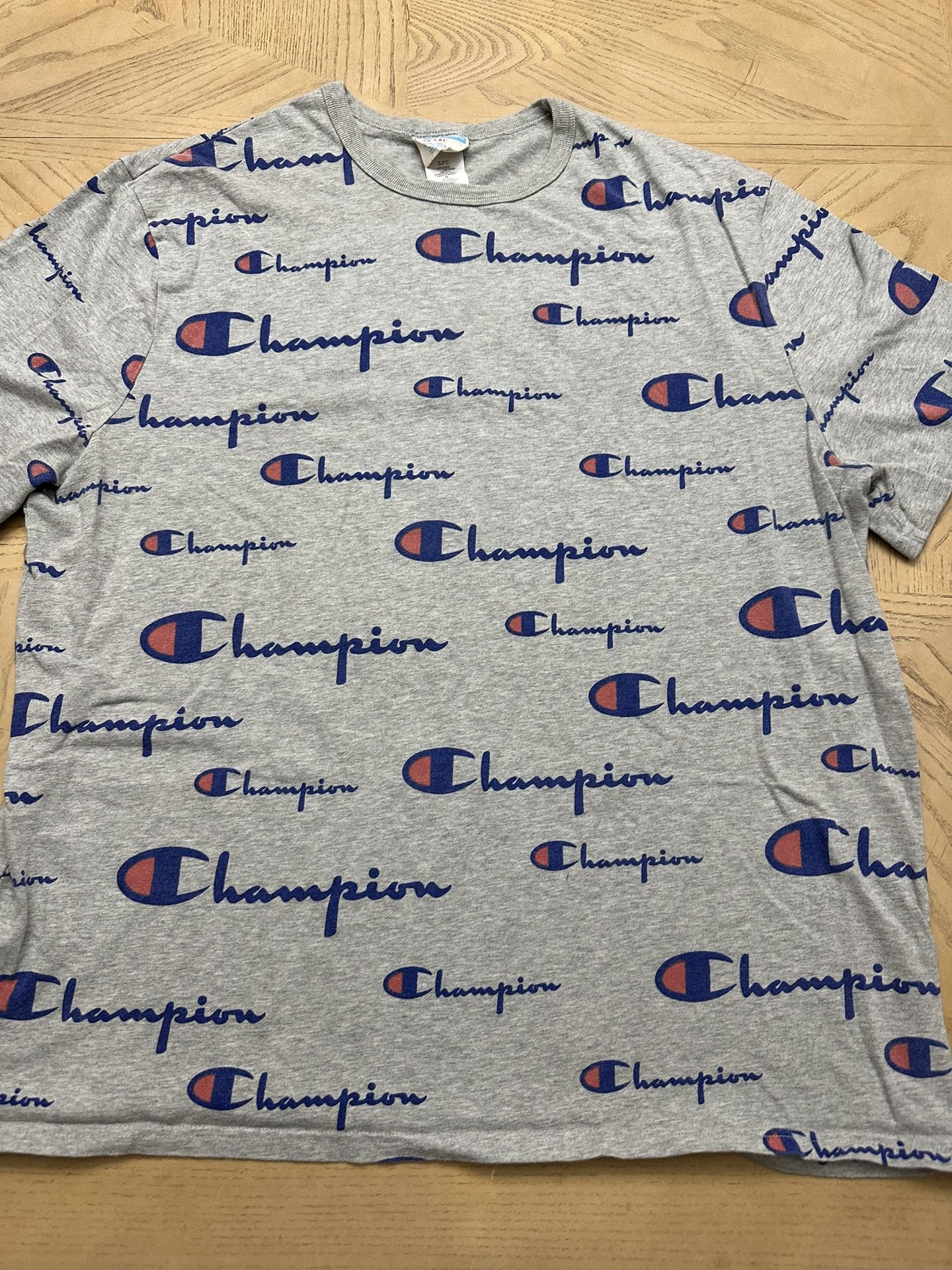 CHAMPION ALL OVER SCRIPT SPELLOUT Men’s  SHIRT SZ XXL