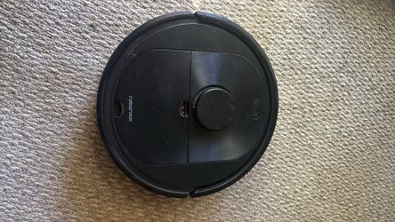 Roborock vacuum black