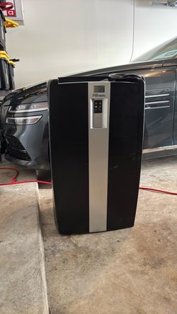 Danby Premiere 12,000 BTU portable AC, DUAL HOSE design.. runs strong. $140 OBO