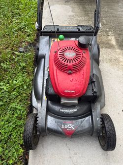 Lawn mower Honda Harmony start right up rear wheel drive self propelled work great
