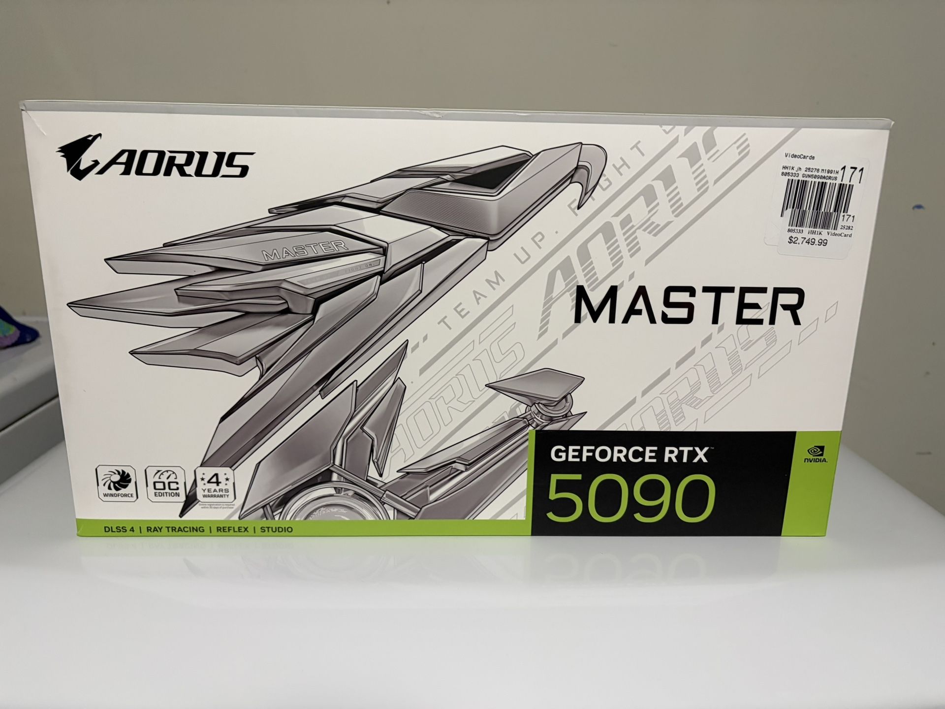 RTX 5090 White Aorus Master GPU