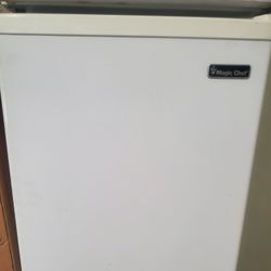 Mini Fridge: Magic Chef- Micro Fridge-Nsignia- Danby- Avanti