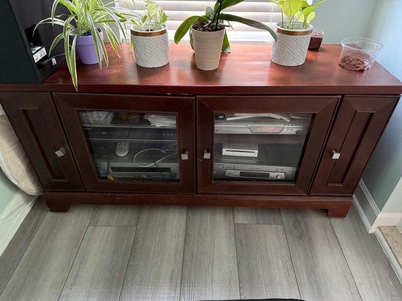 2 Media Consoles