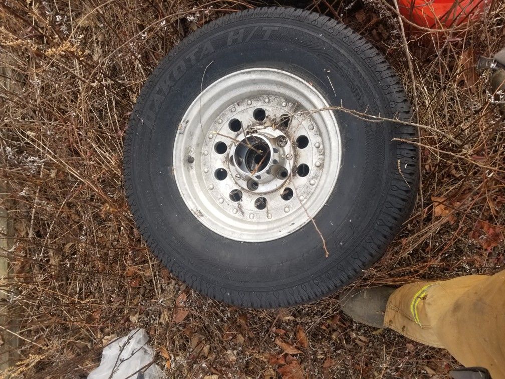 5 Lug Aluminum Wheels 