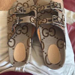 Gucci Slides 