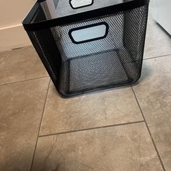 black storage bin (set of 3)