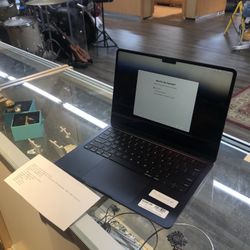 MacBook Air A2681
