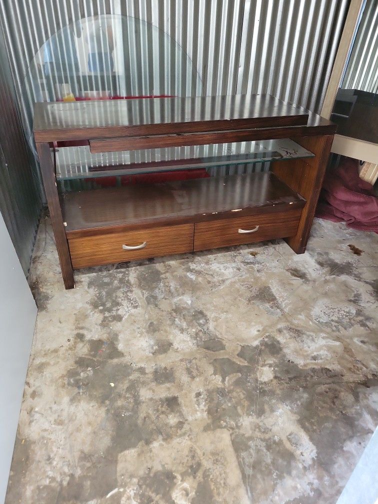 Tv Stand Free