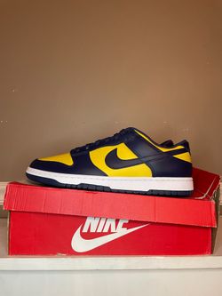Nike Dunk Low Retro Michigan Navy Yellow Men's Size 13 DD1391-700
