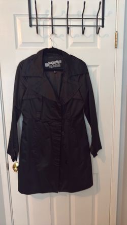 Satin finish trenchcoat