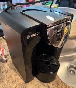 Bosch Tassimo Coffee & Espresso Maker - Moving Sale!